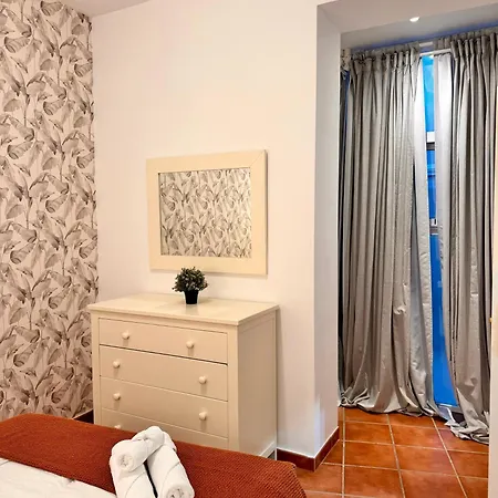 Apartment Modern Duplex Center 2d2b