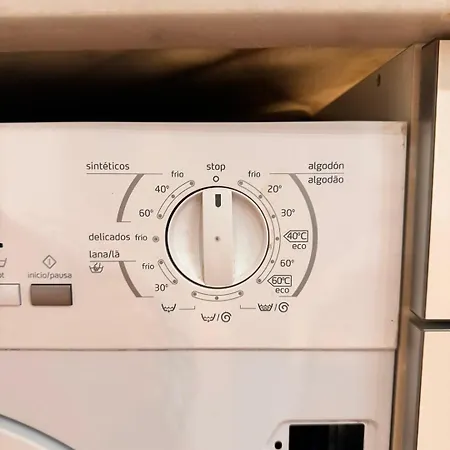 Modern Duplex Center 2d2b 아파트 *