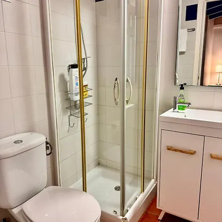 아파트 Modern Duplex Center 2d2b *