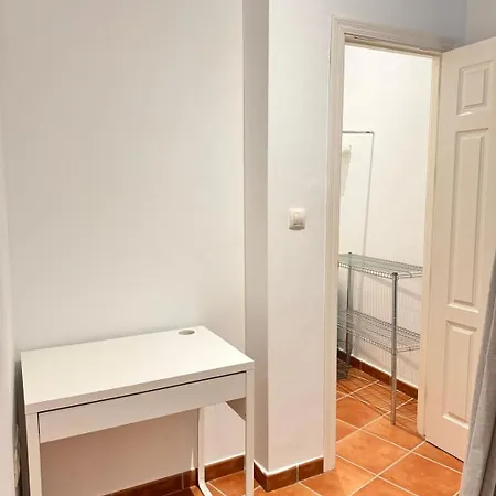 아파트 Modern Duplex Center 2d2b *