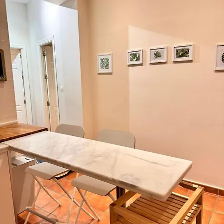 Modern Duplex Center 2d2b 아파트 *